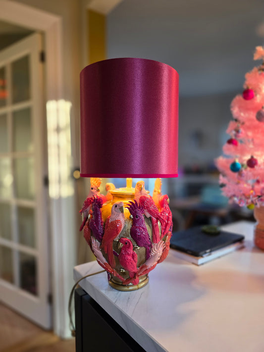 Lamp roze met papegaaien